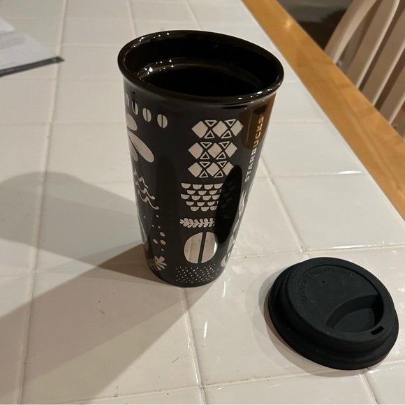 Starbucks Ltd Edition Ceramic travel Mug w/Silicone lid & iconic SB siren image! - Picture 4 of 12